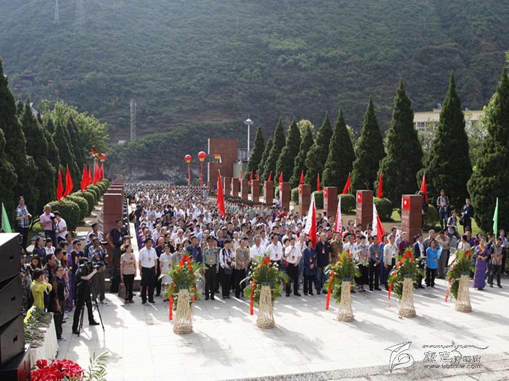 紀(jì)念紅軍長(zhǎng)征在甘孜80周年暨紅色文化旅游宣傳活動(dòng)開(kāi)幕掠影