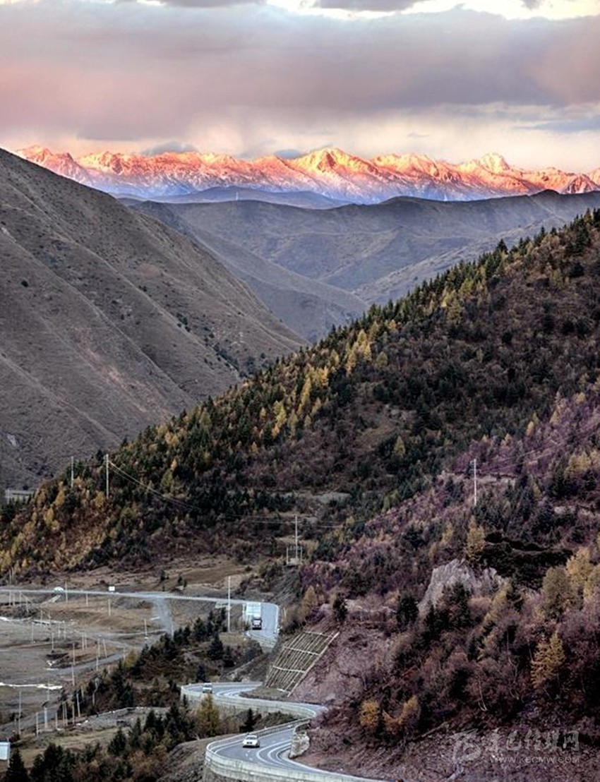 公路都這么美，你在川西高原到底錯過了多少風景？