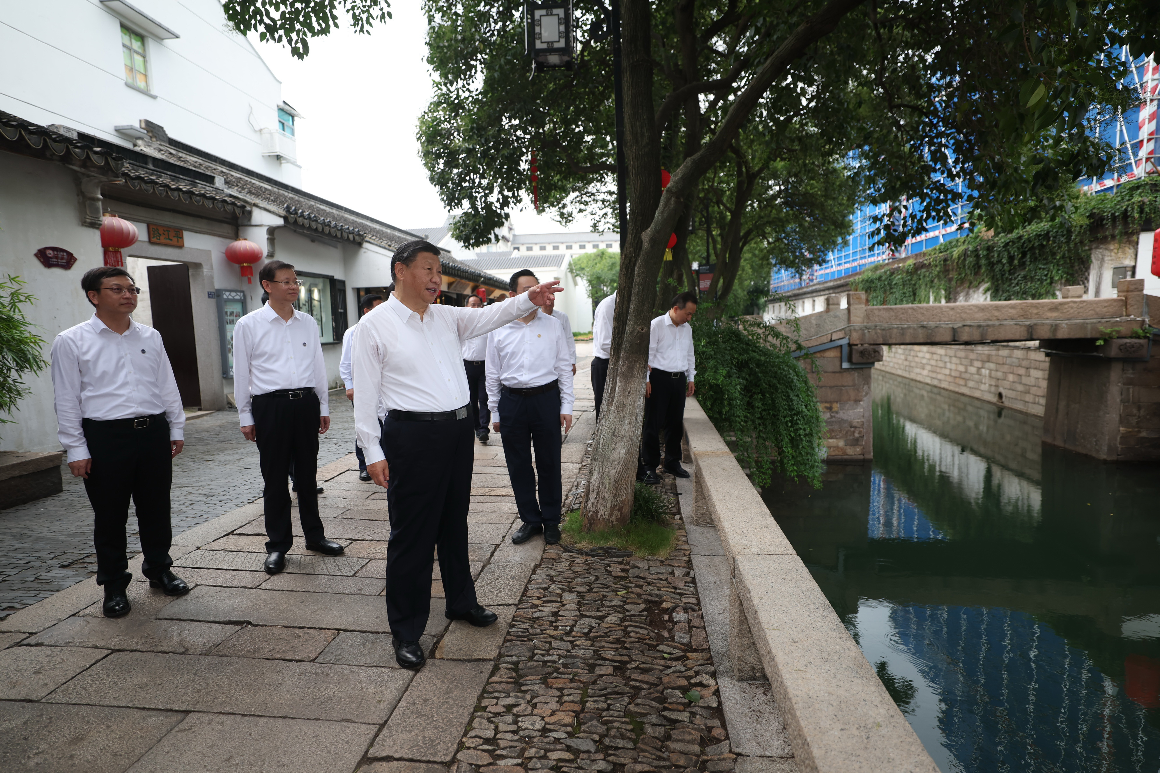 2023年7月6日，習(xí)近平在蘇州平江歷史文化街區(qū)考察。